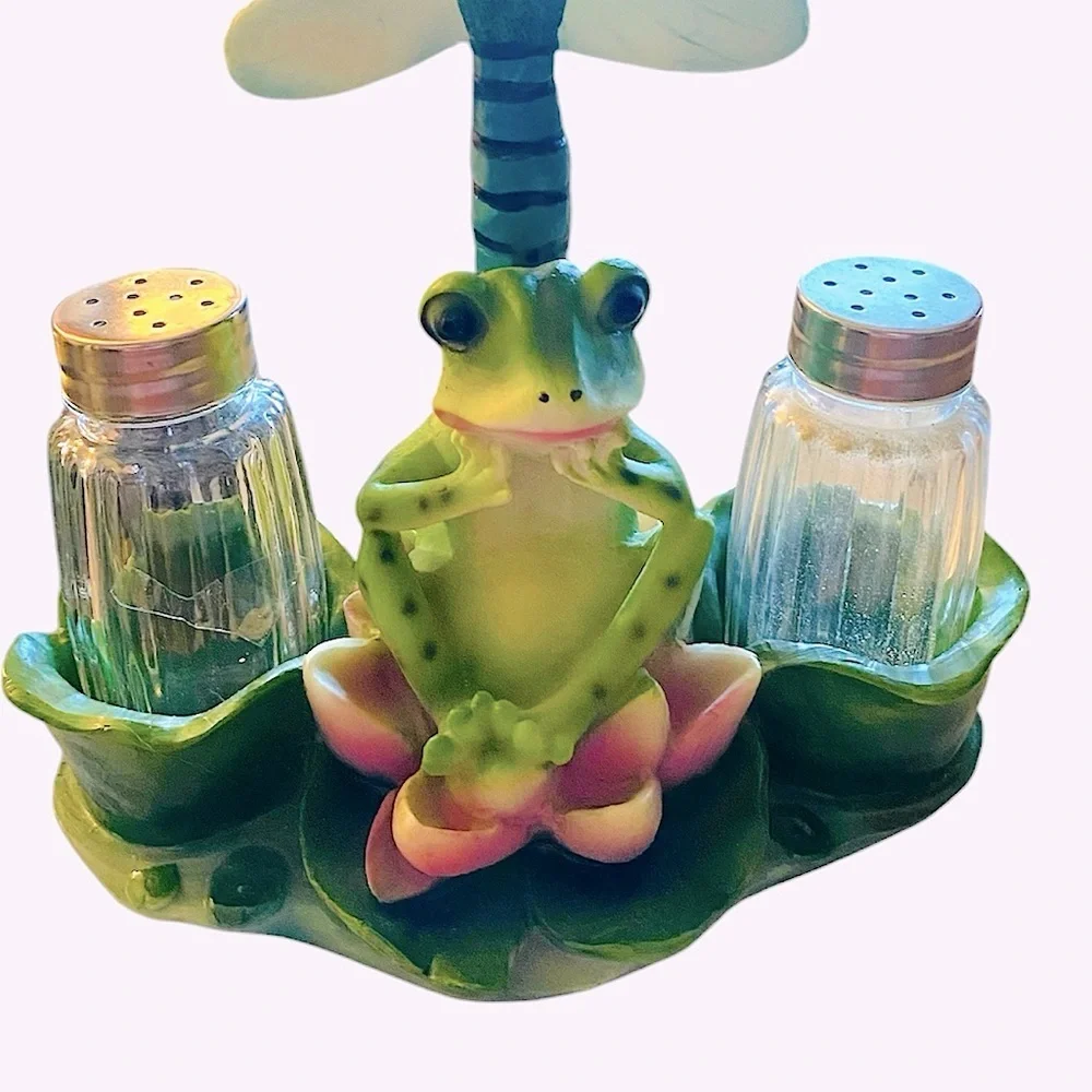 Vintage Retro Frog Salt & Pepper Shaker Set Signed